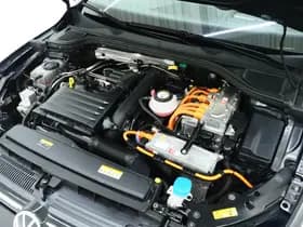 Volkswagen Golf 1.4 eHybrid Style 204PK thumbnail 7