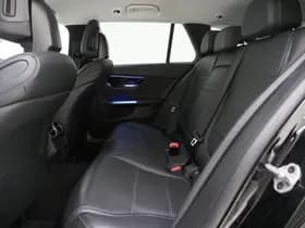 Mercedes-Benz C-Klasse Estate 300 e Avantgarde thumbnail 36
