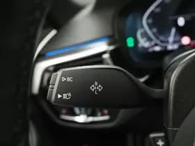 BMW 5 Serie Touring 520e M Sport Shadow thumbnail 24