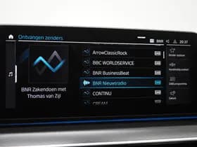 BMW 5 Serie Touring 520e M Sport Shadow thumbnail 31