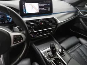 BMW 5 Serie Touring 520e M Sport Shadow thumbnail 38
