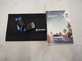 Škoda Superb Combi 1.4 TSI iV 218PK Style thumbnail 8