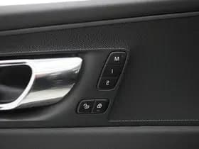 Volvo XC60 2.0 T8 Twin Engine AWD Inscription thumbnail 18