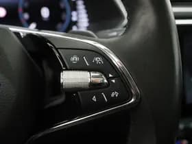 Škoda Superb Combi 1.4 TSI iV Laurin & Klement thumbnail 26