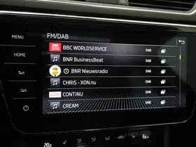 Škoda Superb Combi 1.4 TSI iV Style thumbnail 29