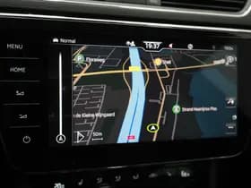 Škoda Superb Combi 1.4 TSI iV Laurin & Klement thumbnail 32