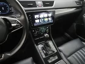 Škoda Superb Combi 1.4 TSI iV Laurin & Klement thumbnail 37
