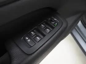 Volvo V60 2.0 T8 Twin Engine AWD Inscription thumbnail 19