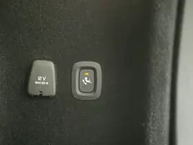 Volvo V60 2.0 T8 Twin Engine AWD Inscription thumbnail 40