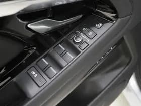 Land Rover Range Rover Evoque 1.5 P300e AWD R-Dynamic SE thumbnail 18