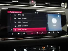 Land Rover Range Rover Evoque 1.5 P300e AWD R-Dynamic SE thumbnail 27