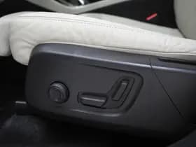 Volvo XC40 1.5 T5 Plug-in hybrid Ultimate Dark thumbnail 22