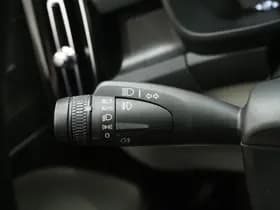 Volvo XC40 1.5 T5 Plug-in hybrid Ultimate Dark thumbnail 25