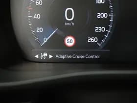 Volvo XC40 1.5 T5 Plug-in hybrid Ultimate Dark thumbnail 30