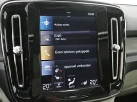 Volvo XC40 1.5 T5 Plug-in hybrid Ultimate Dark thumbnail 32