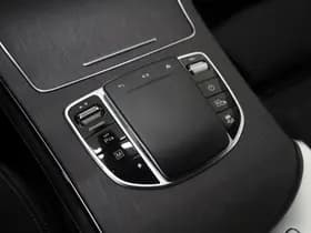 Mercedes-Benz GLC 300e 4MATIC Night Black thumbnail 31