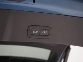 Volvo XC40 1.5 T5 Plug-in hybrid Ultimate Dark thumbnail 42