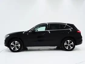 Mercedes-Benz GLC 300e 4MATIC 320PK thumbnail 2