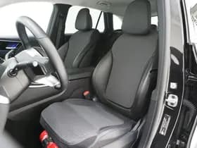 Mercedes-Benz GLC 300e 4MATIC 320PK thumbnail 4