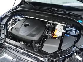 Volvo XC60 2.0 T6 Recharge AWD Ultimate Long Range thumbnail 6