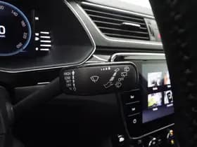 Škoda Superb Combi 1.4 TSI iV Laurin & Klement thumbnail 28