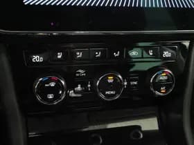 Škoda Superb Combi 1.4 TSI iV Laurin & Klement thumbnail 37