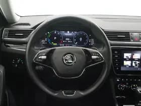 Škoda Superb Combi 1.4 TSI iV Laurin & Klement thumbnail 41