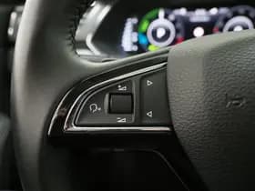 Škoda Superb Combi 1.4 TSI iV Style thumbnail 25