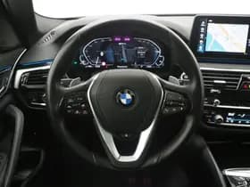 BMW 5 Serie Touring 530e xDrive thumbnail 41