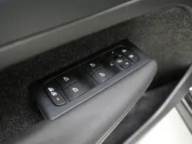 Volvo XC40 1.5 T5 Plug-in hybrid Ultimate thumbnail 21