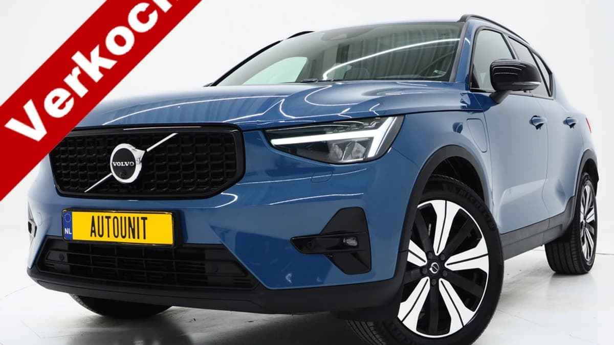 Volvo XC40 1.5 T5 Plug-in hybrid Ultimate Dark — foto 1