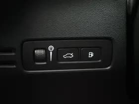 Volvo XC40 1.5 T5 Plug-in hybrid Ultimate Dark thumbnail 24