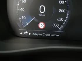 Volvo XC40 1.5 T5 Plug-in hybrid Ultimate Dark thumbnail 30