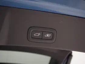 Volvo XC40 1.5 T5 Plug-in hybrid Ultimate Dark thumbnail 46