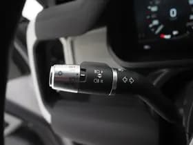 Land Rover Defender thumbnail 25