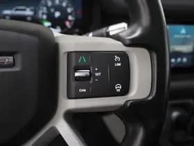 Land Rover Defender thumbnail 27