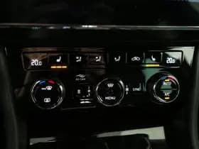 Škoda Superb Combi 1.4 TSI iV Laurin & Klement thumbnail 32