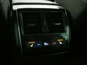 Škoda Superb Combi 1.4 TSI iV Laurin & Klement thumbnail 36