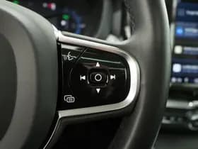 Volvo XC60 2.0 T6 Plug-in Hybrid AWD Plus Dark Long Range thumbnail 25