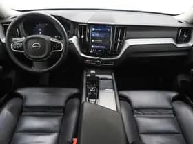 Volvo XC60 2.0 T6 Plug-in Hybrid AWD Plus Dark Long Range thumbnail 5