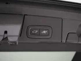 Volvo XC60 2.0 T6 Plug-in Hybrid AWD Plus Dark Long Range thumbnail 41