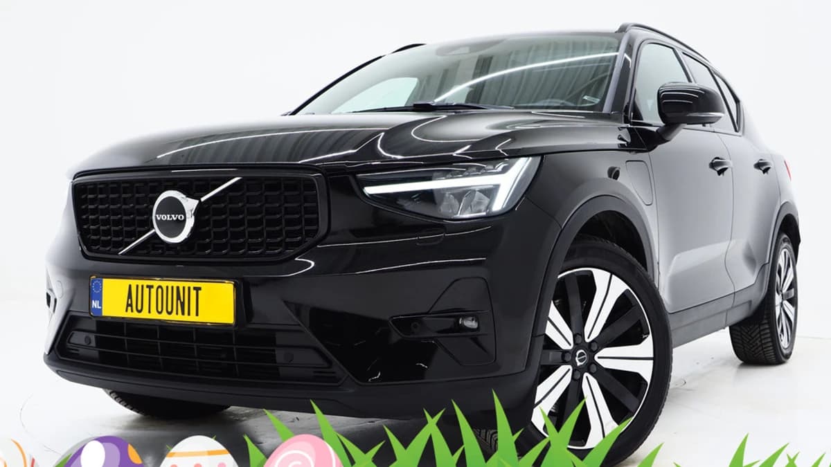 Volvo XC40 1.5 T5 Plug-in hybrid Ultimate Dark — foto 1