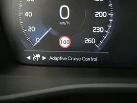 Volvo XC40 1.5 T5 Plug-in hybrid Ultimate Dark thumbnail 29