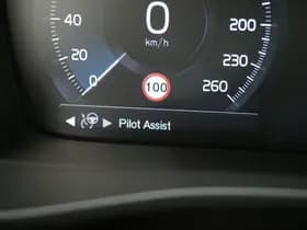 Volvo XC40 1.5 T5 Plug-in hybrid Ultimate Dark thumbnail 30