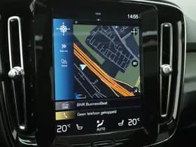 Volvo XC40 1.5 T5 Plug-in hybrid Ultimate Dark thumbnail 32