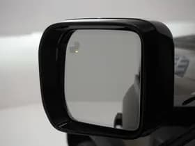 Land Rover Defender 110 2.0 P400e Urban thumbnail 19