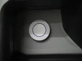 Land Rover Defender 110 2.0 P400e Urban thumbnail 25