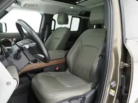 Land Rover Defender 110 2.0 P400e Urban thumbnail 4