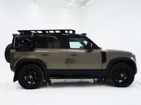 Land Rover Defender 110 2.0 P400e Urban thumbnail 10