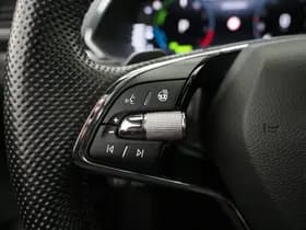 Škoda Superb Combi 1.4 TSI iV Sportline thumbnail 23